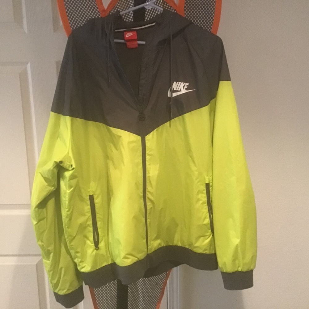Men lightweight Nike XXL Jacket